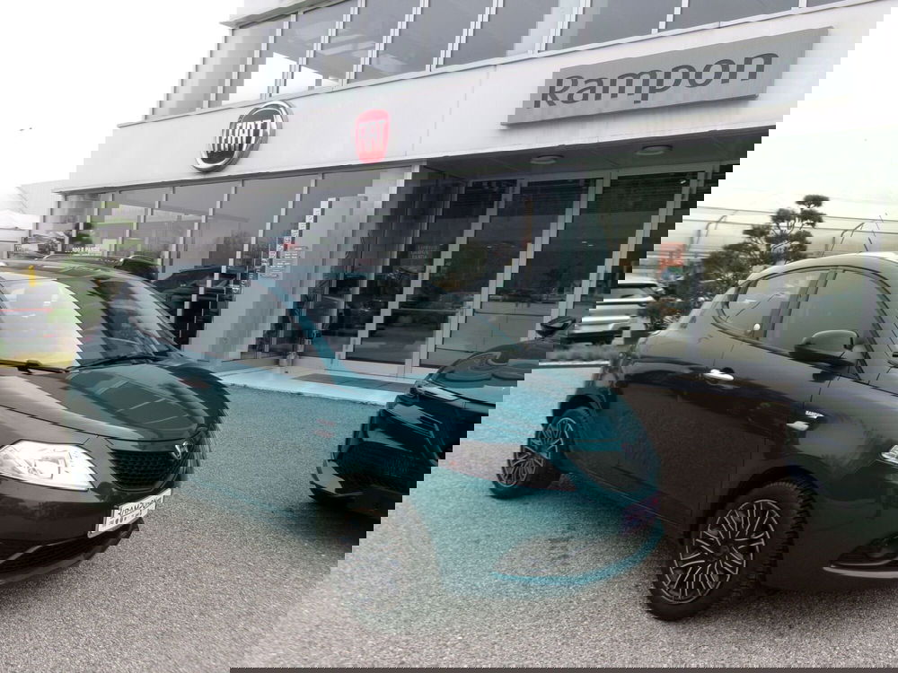 Lancia Ypsilon usata a Venezia (6)