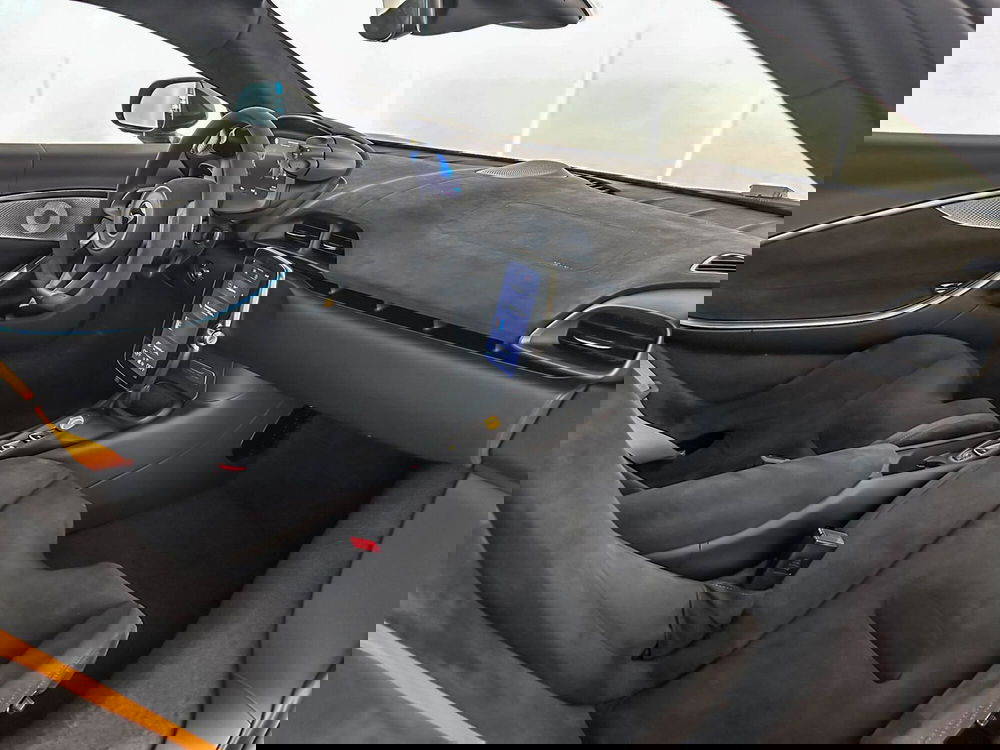 McLaren Artura Coupé nuova a Milano (11)