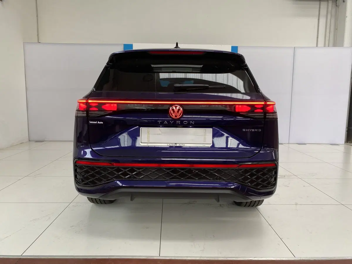 Volkswagen Tayron nuova a Lodi (5)