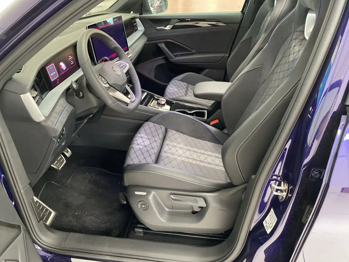 Volkswagen Tayron nuova a Lodi (7)