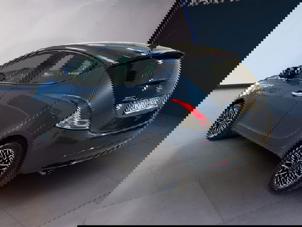 Lancia Ypsilon usata a Arezzo (3)