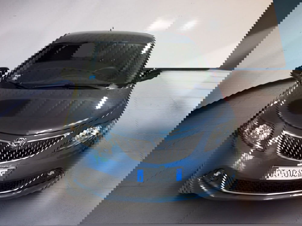 Lancia Ypsilon usata a Arezzo (5)