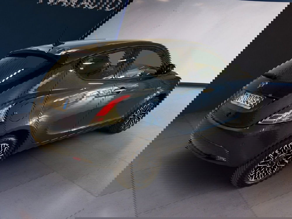 Lancia Ypsilon usata a Arezzo (6)