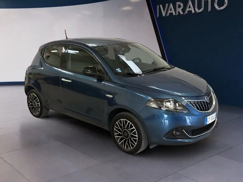 Lancia Ypsilon usata a Arezzo (8)
