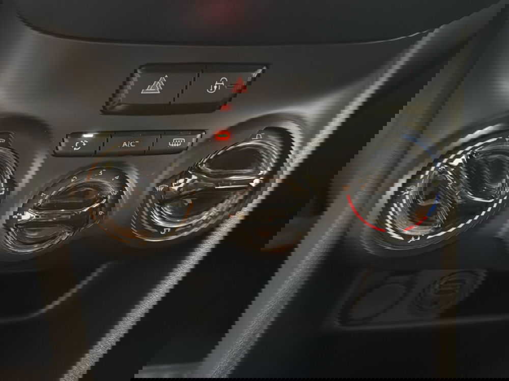 Peugeot 208 usata a Palermo (10)