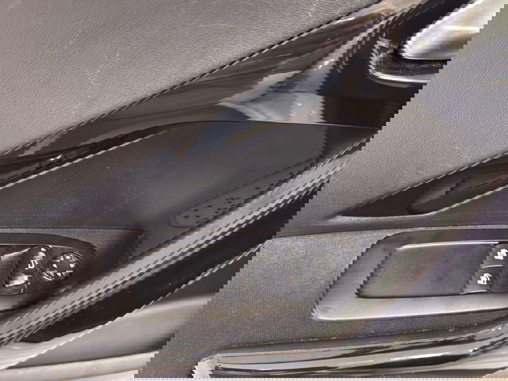 Peugeot 208 usata a Palermo (7)