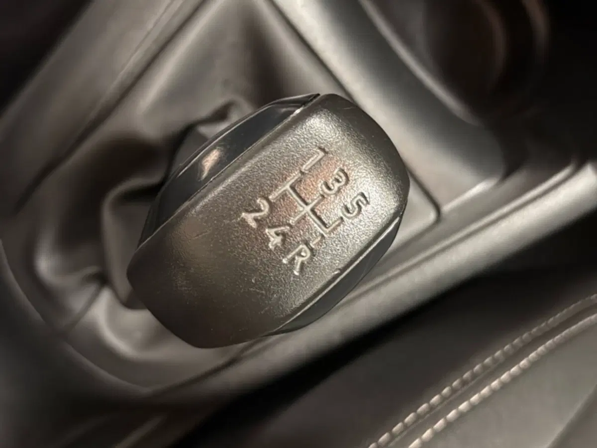Peugeot 208 usata a Palermo (9)