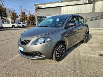 Lancia Ypsilon 1.0 FireFly 5 porte S&amp;S Hybrid Gold Plus del 2024 usata a Rivoli