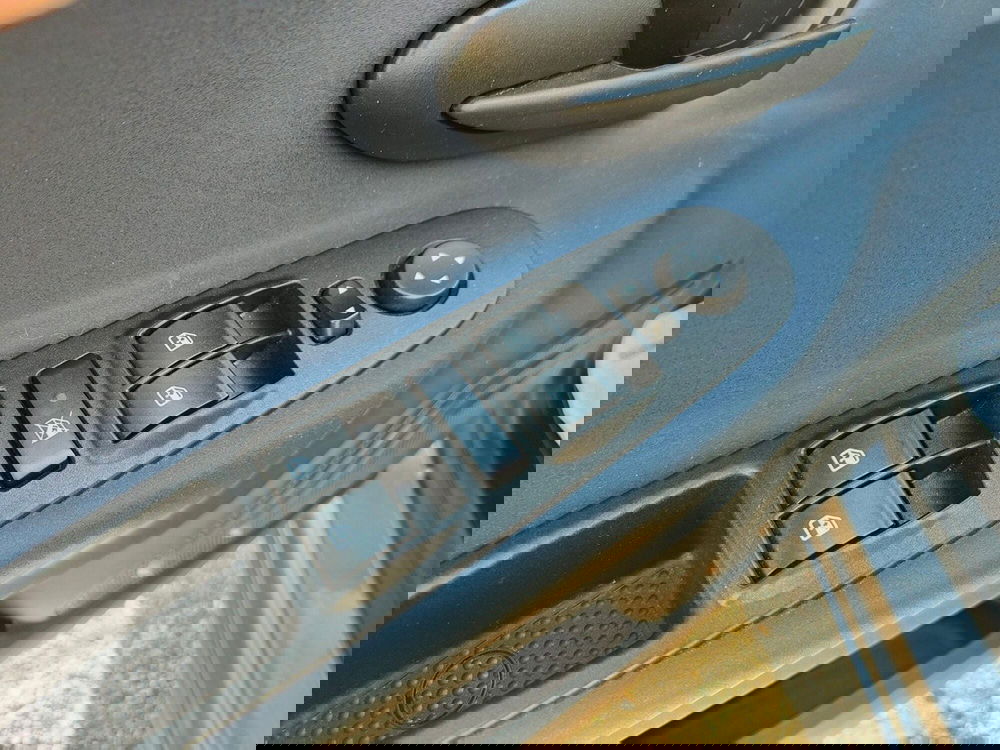 Lancia Ypsilon usata a Torino (12)