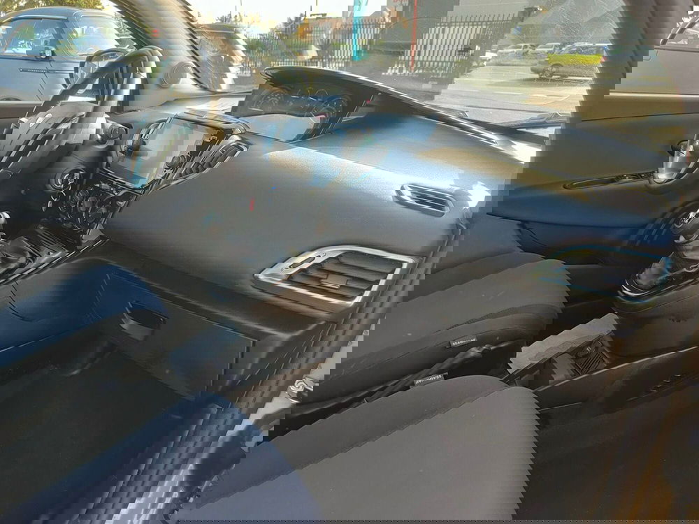 Lancia Ypsilon usata a Torino (19)