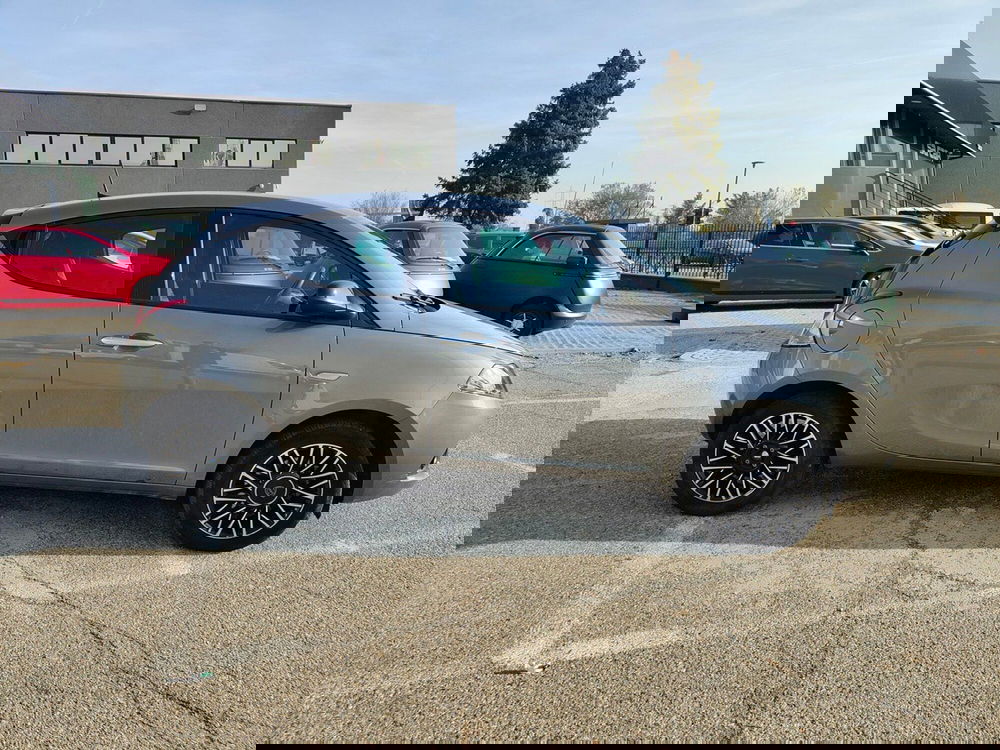 Lancia Ypsilon usata a Torino (3)