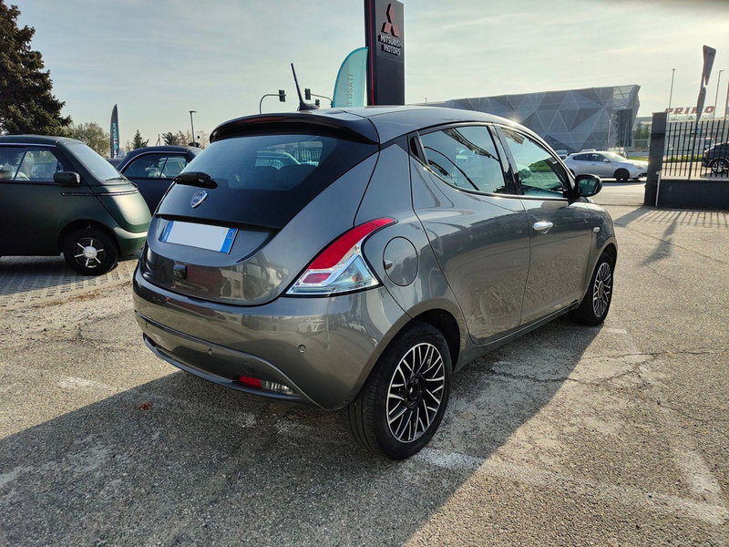 Lancia Ypsilon usata a Torino (4)
