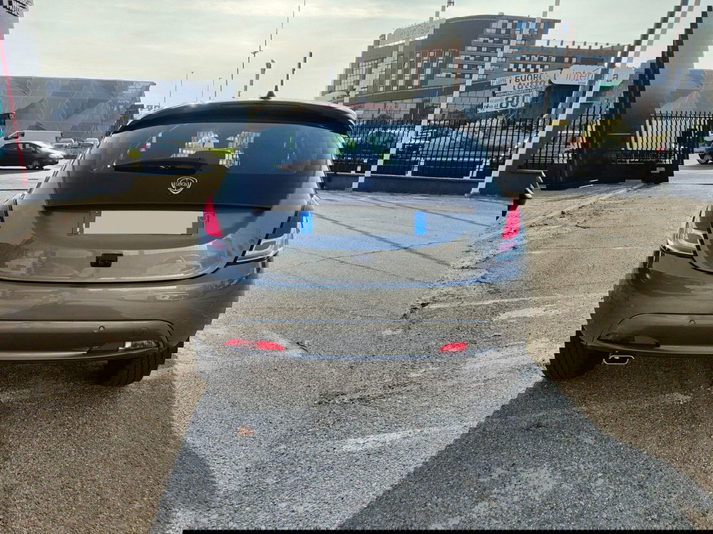 Lancia Ypsilon usata a Torino (6)