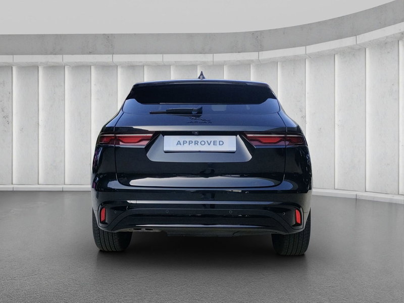 Jaguar F-Pace usata a Milano (7)