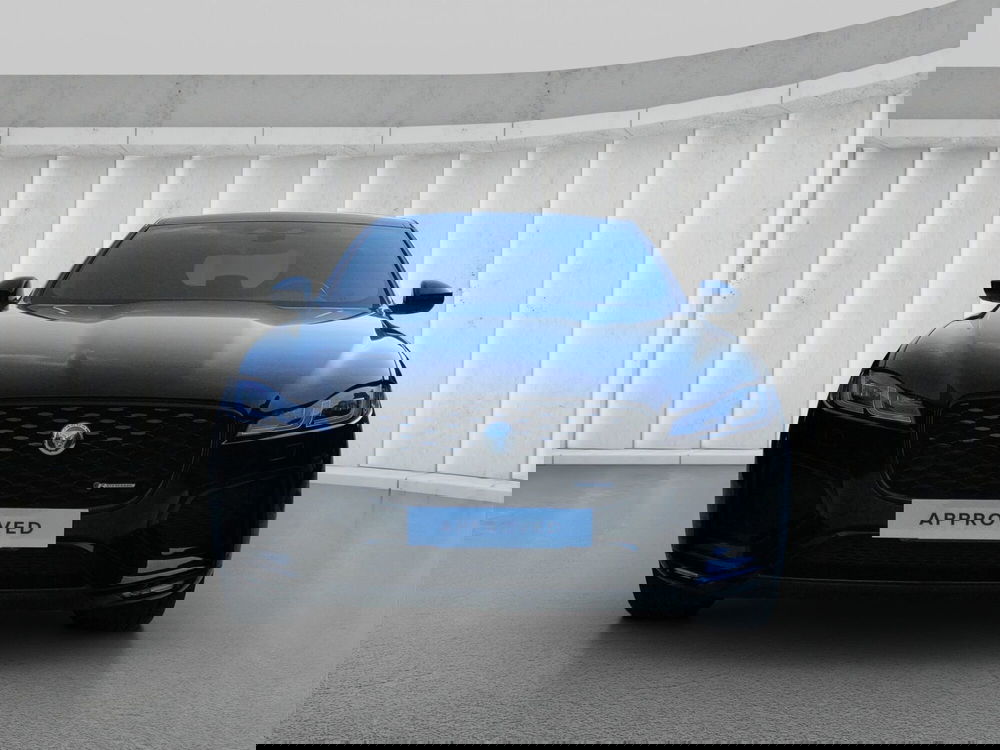 Jaguar F-Pace usata a Milano (8)