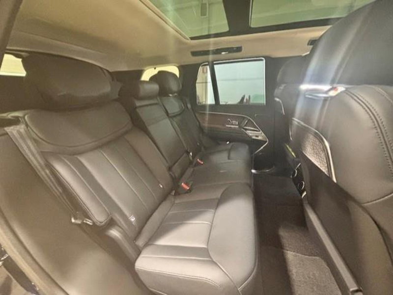 Land Rover Range Rover usata a Venezia (11)