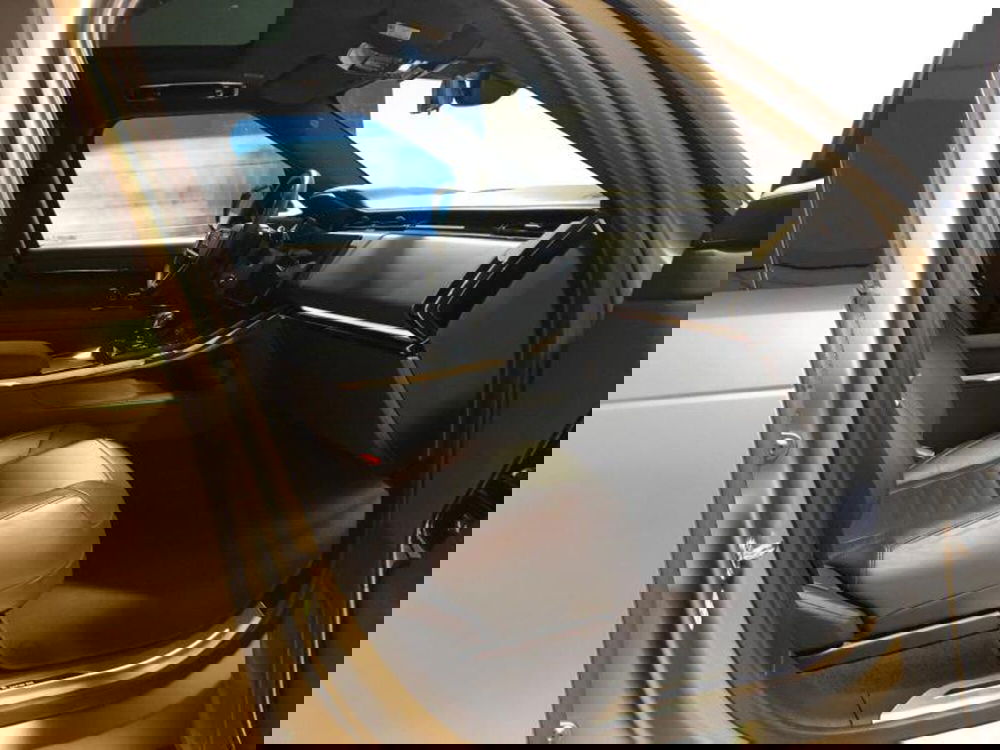 Land Rover Range Rover Sport usata a Venezia (7)