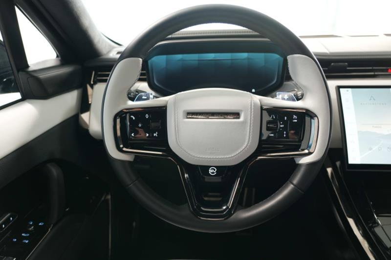 Land Rover Range Rover Sport usata a Venezia (10)