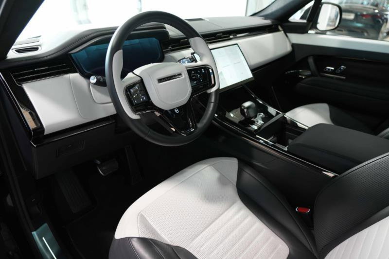 Land Rover Range Rover Sport usata a Venezia (4)