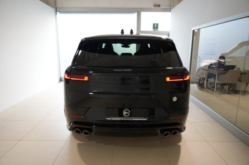 Land Rover Range Rover Sport usata a Venezia (7)