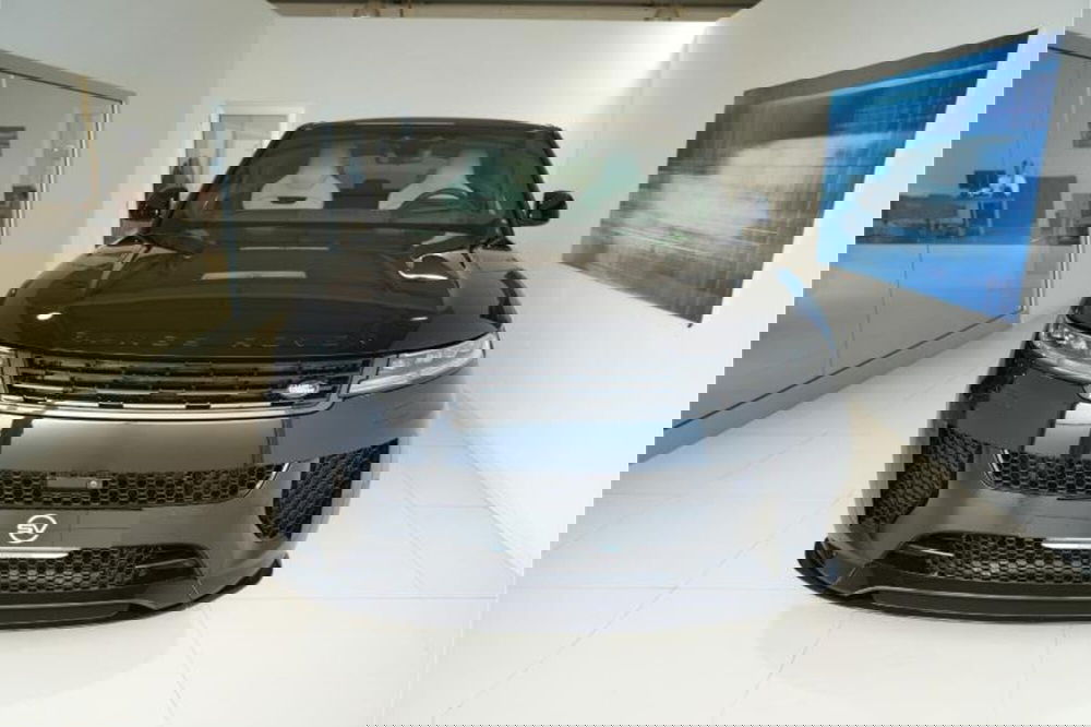 Land Rover Range Rover Sport usata a Venezia (8)