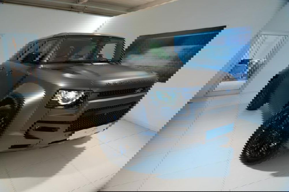 Land Rover Defender usata a Venezia