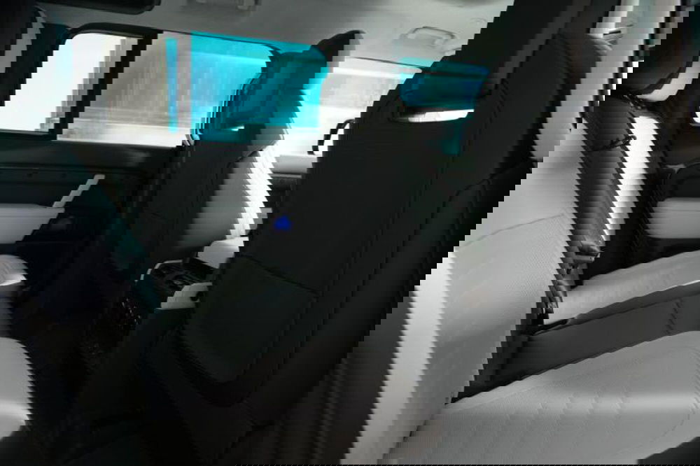 Land Rover Defender usata a Venezia (7)