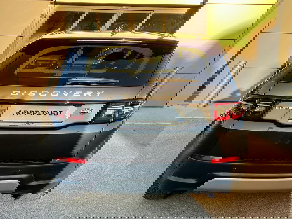 Land Rover Discovery Sport usata a Bari (7)