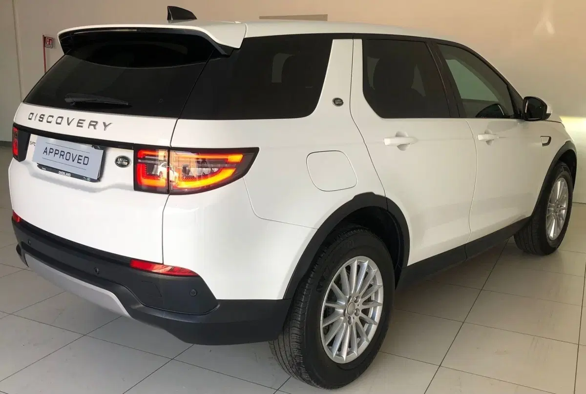 Land Rover Discovery Sport usata a Ferrara (2)