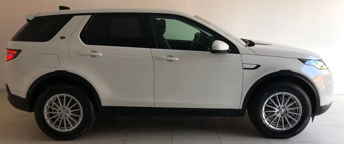 Land Rover Discovery Sport usata a Ferrara (6)