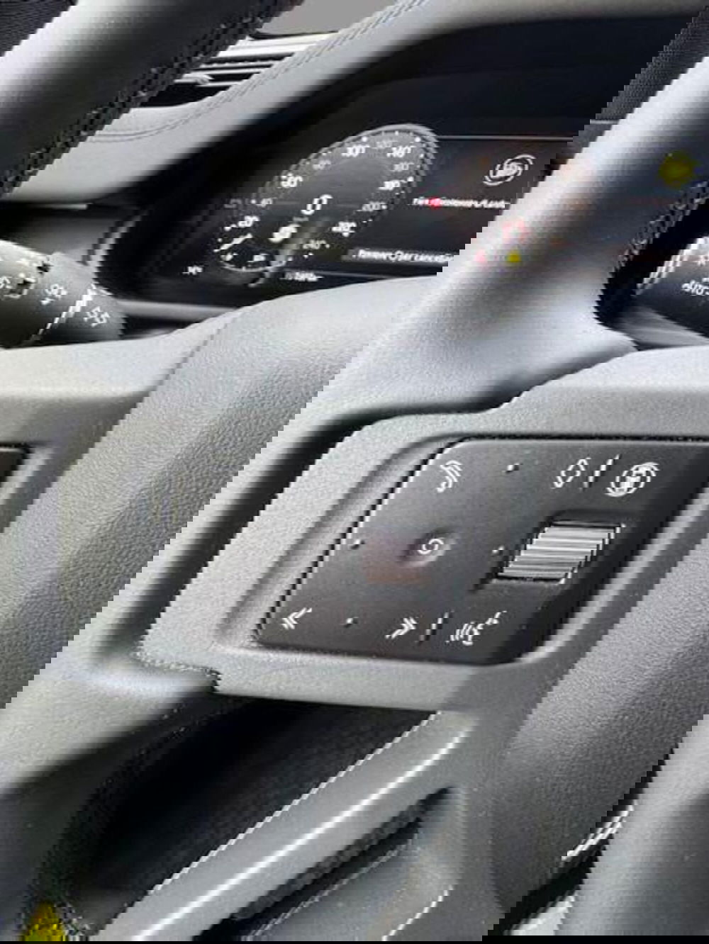 Land Rover Defender usata a Monza e Brianza (17)