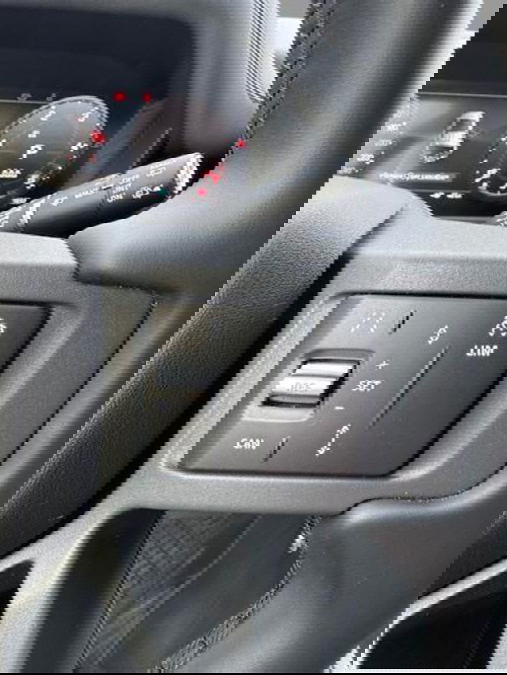 Land Rover Defender usata a Monza e Brianza (18)