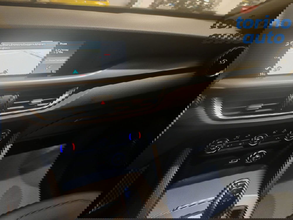 Alfa Romeo Stelvio usata a Torino (13)