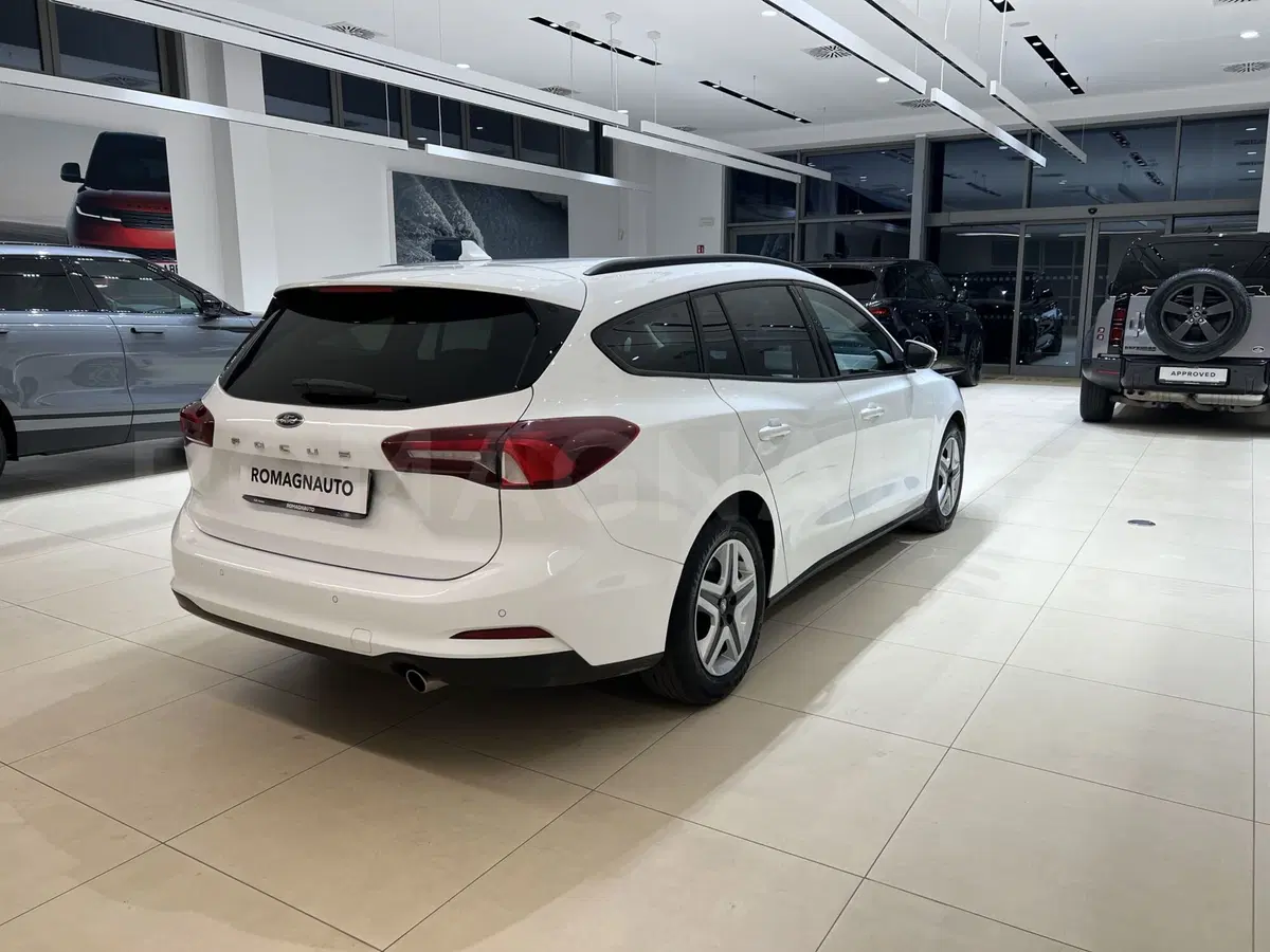 Ford Focus Station Wagon usata a Forlì-Cesena (3)