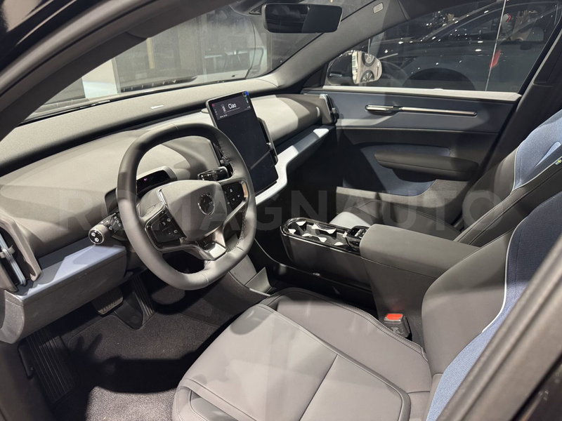 Volvo EX30 Cross Country nuova a Forlì-Cesena (6)