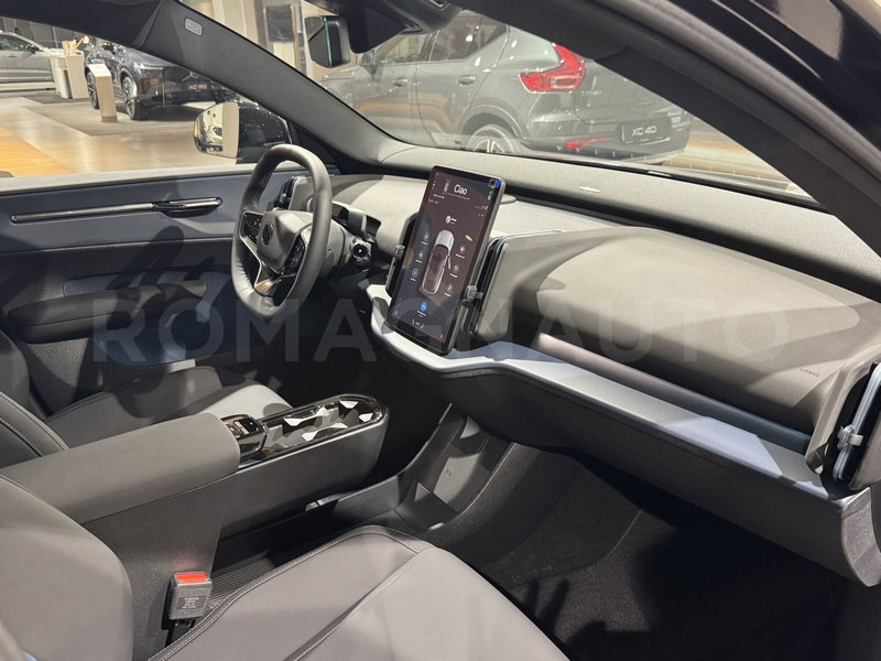 Volvo EX30 Cross Country nuova a Forlì-Cesena (7)