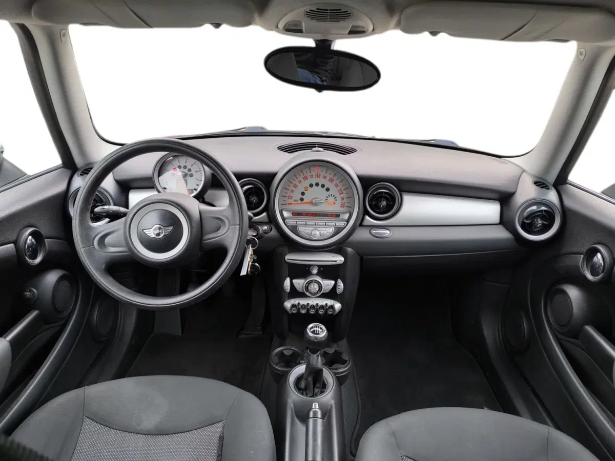 MINI Mini Clubman usata a Udine (10)