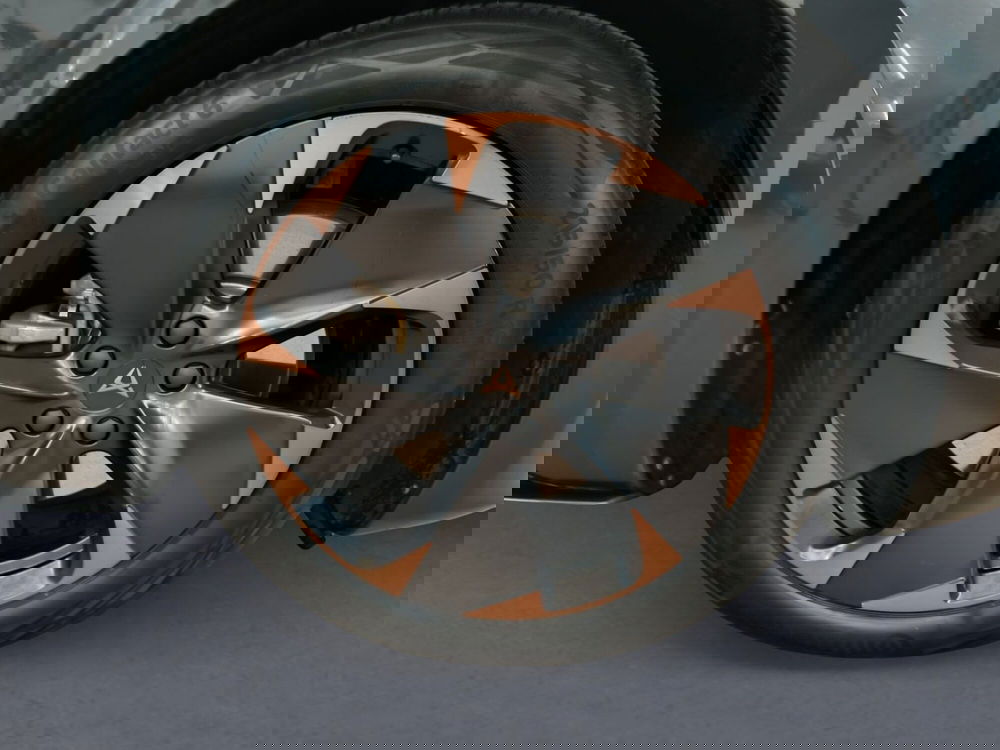 Cupra Born usata a Udine (7)