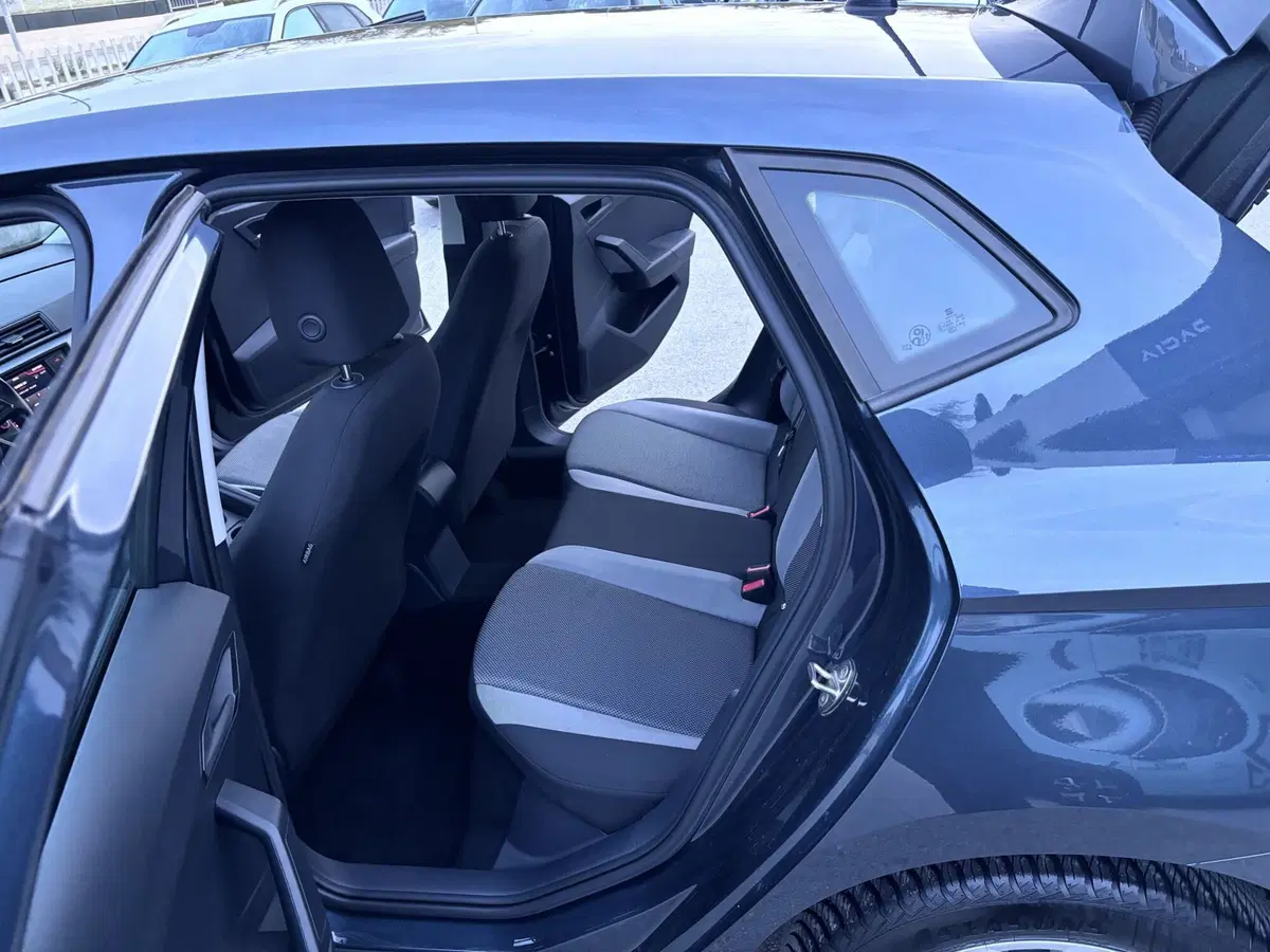 SEAT Ibiza usata a Ancona (10)