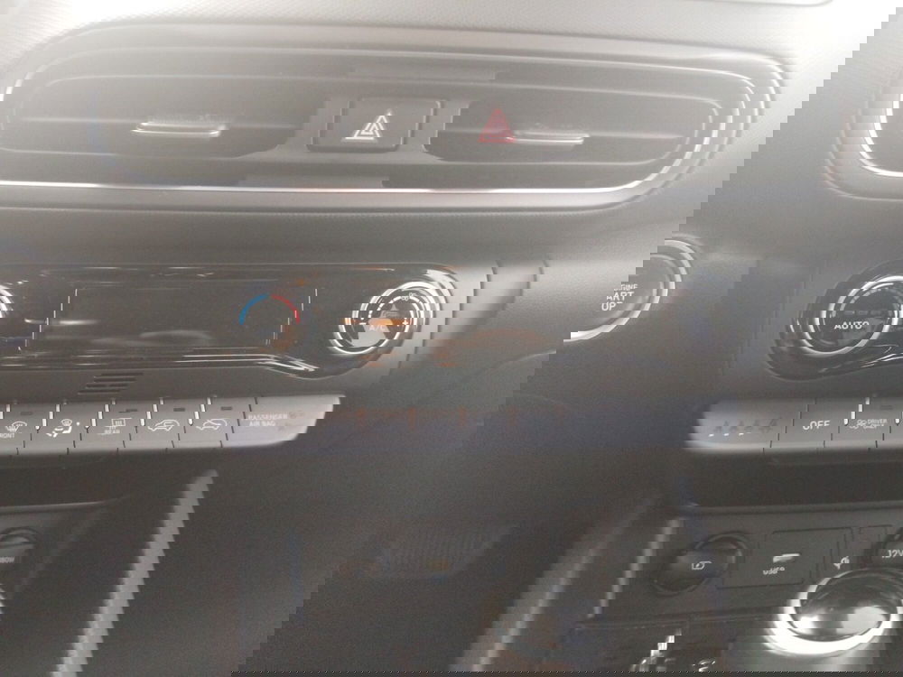 Hyundai Kona usata a Latina (14)