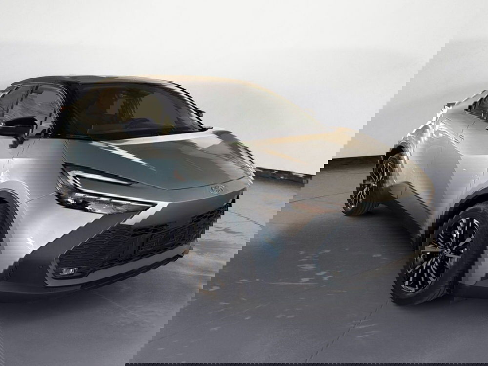 Toyota Toyota C-HR nuova a Reggio Calabria