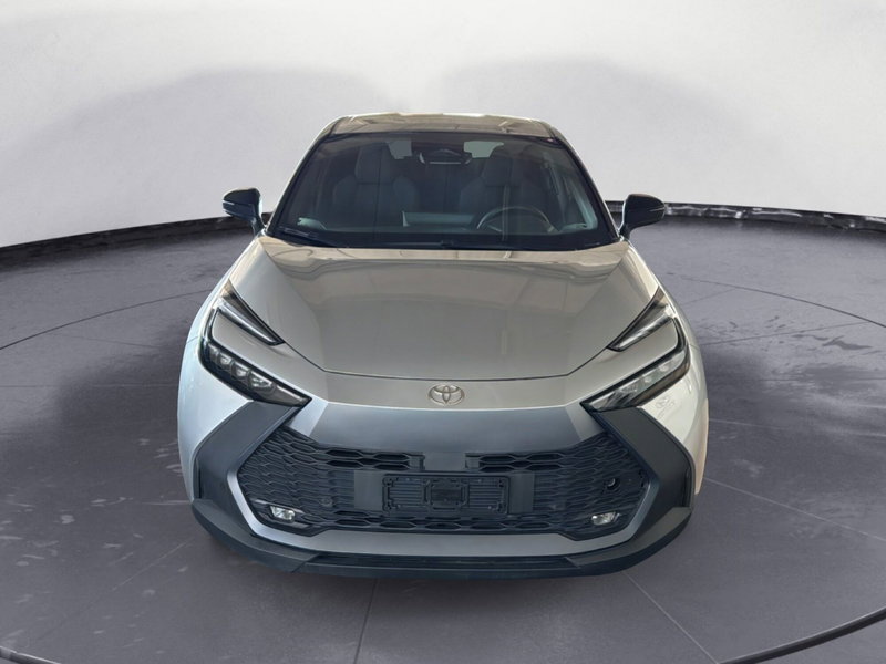 Toyota Toyota C-HR nuova a Reggio Calabria (4)