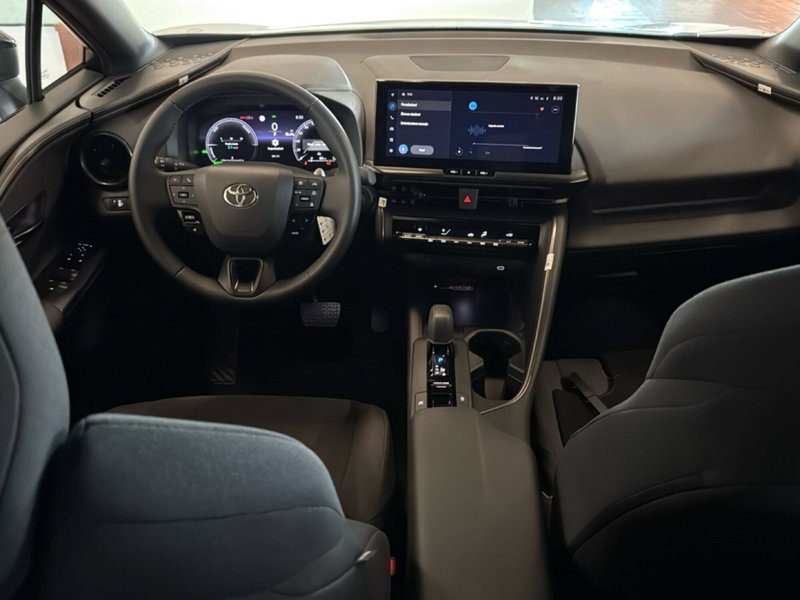 Toyota Toyota C-HR nuova a Reggio Calabria (7)