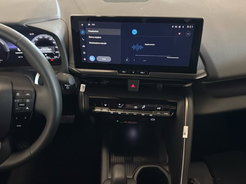 Toyota Toyota C-HR nuova a Reggio Calabria (9)