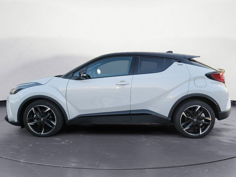 Toyota Toyota C-HR nuova a Reggio Calabria (3)