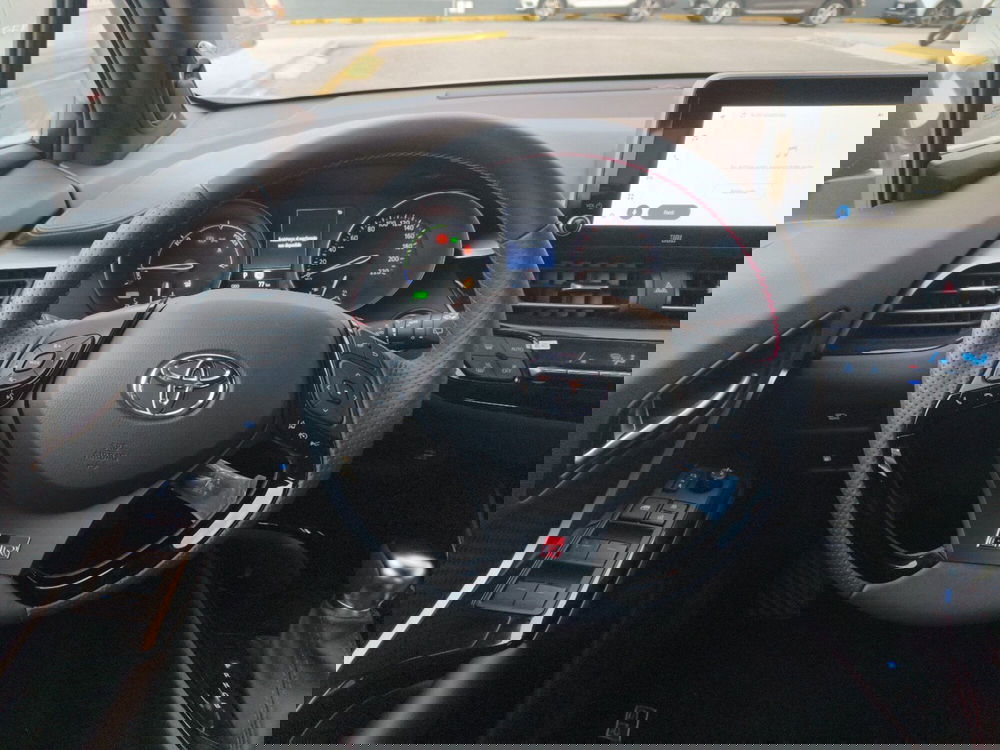 Toyota Toyota C-HR nuova a Reggio Calabria (9)