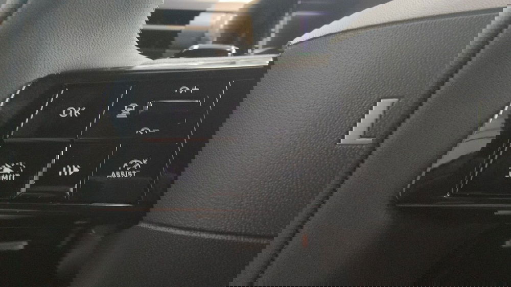 Lancia Ypsilon nuova a Milano (14)