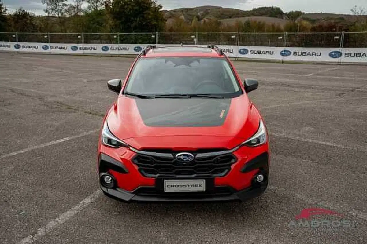 Subaru Crosstrek nuova a Viterbo (9)