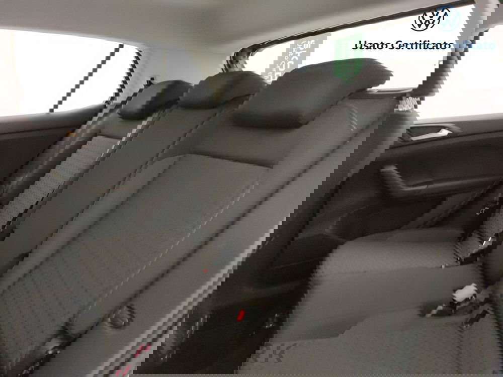 Volkswagen T-Cross usata a Varese (11)