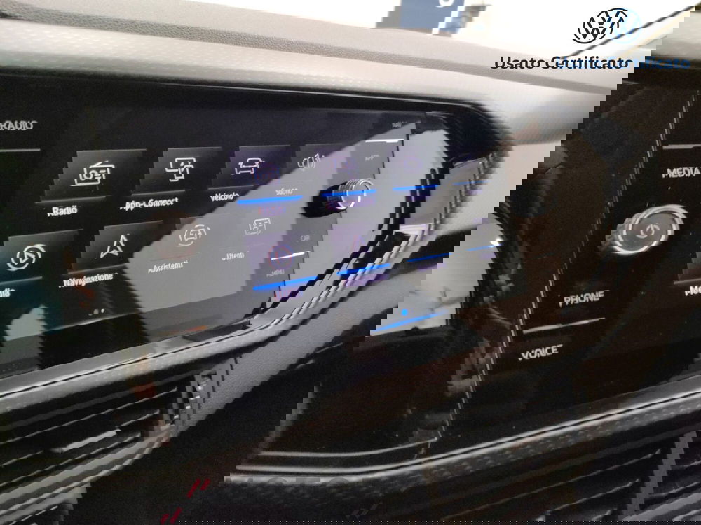 Volkswagen T-Cross usata a Varese (14)